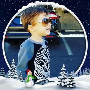 Meet your Posher, Carlos